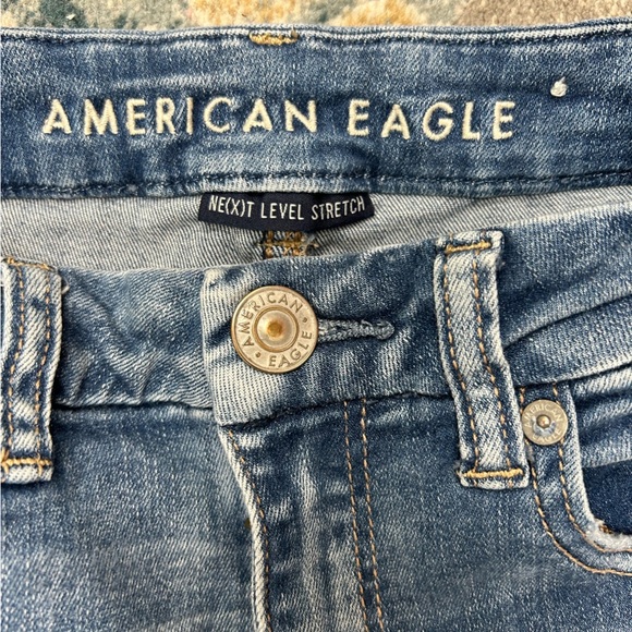 AE American Eagle Distressed Denim Jean high waisted Shorts Dark Blue Womens 6 - Picture 3 of 4